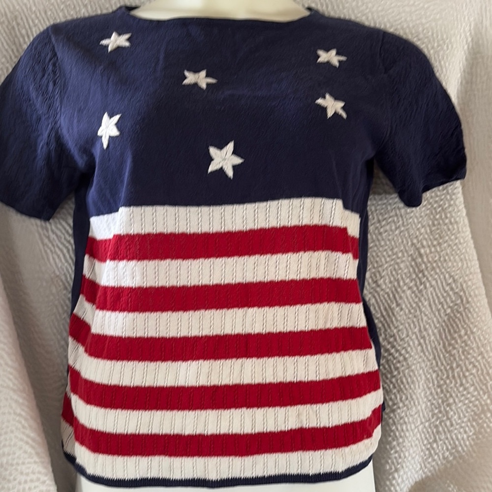Vintage red white and blue short sleeve sweater